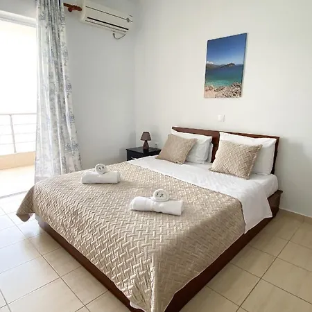 Acta's Apartment Himare